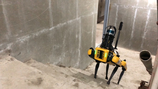 GS건설이 국내최초로 건설현장에 도입한 4족 보행 로봇 스팟(SPOT). (GS건설 제공)