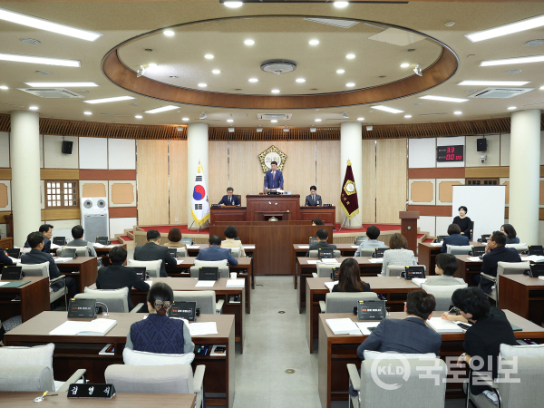 경기 고양특례시의회 제274회 임시회 폐회 모습. (사진=고양시의회)