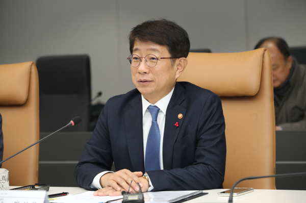 박상우 국토교통부 장관이 어제(28일) 서울 강서구 한국공항공사에서 열린 회의에서 발언하고 있다.(사진제공 : 국토부)