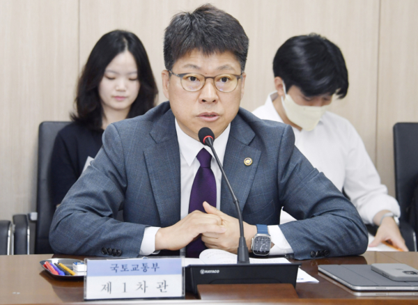 진현환 국토교통부 제1차관이 어제(5일) 관계 부처 합동으로 열린 ‘제7차 부동산 시장 및 공급상황 점검 TF’ 회의에서 발언하고 있다.(사진제공 : 국토부)