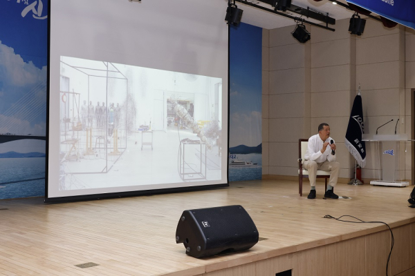 세계적인 철 조각가 안토니 곰리 특별강연